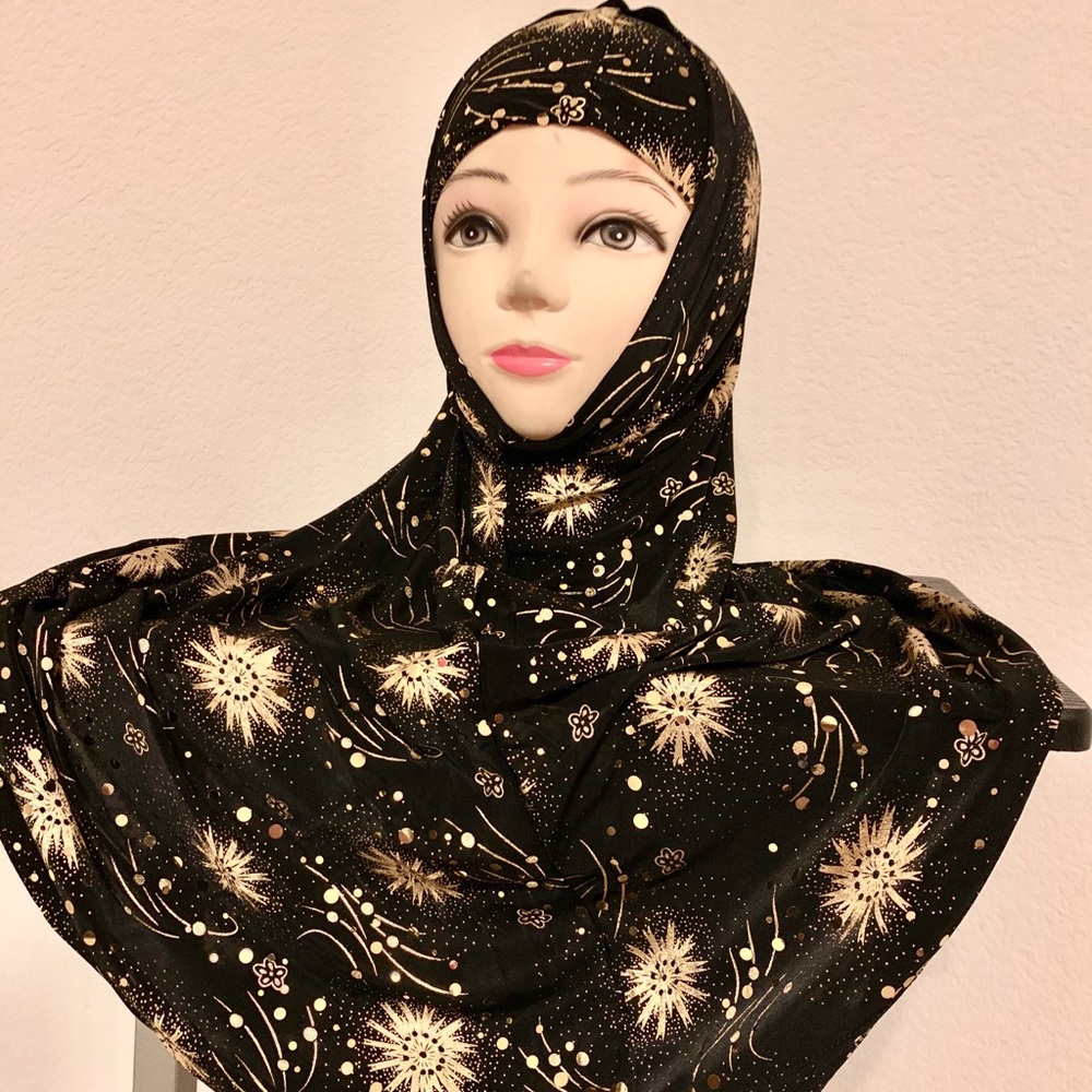 Women’s 2pieces Hijab,wraps,one size fits all.NWOT